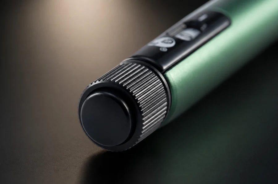 Knurled dose knob macro